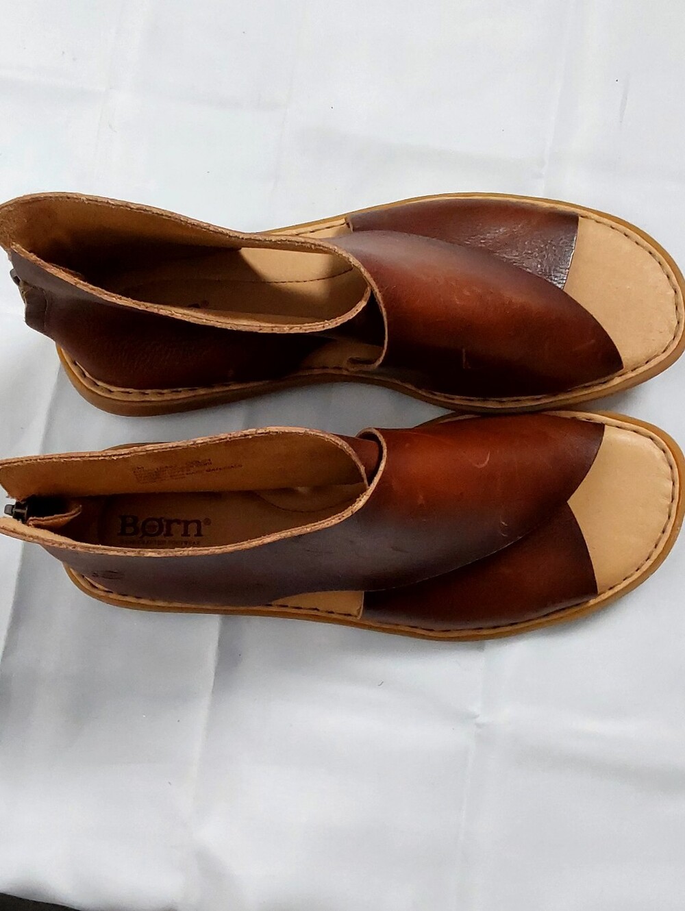 Born  Iwa Comfort Sandals - Picture 8 of 10